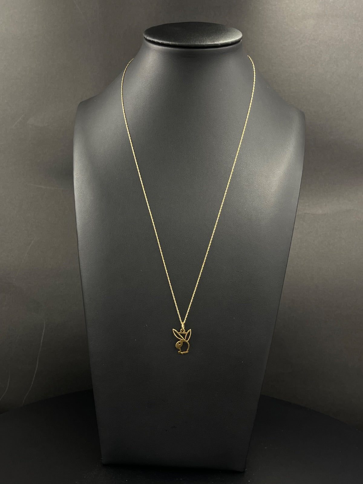 10K Gold Necklace Pre-Owned for Sale