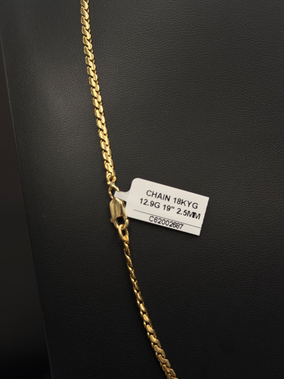 18K Gold Curb Chain Necklace 19 in