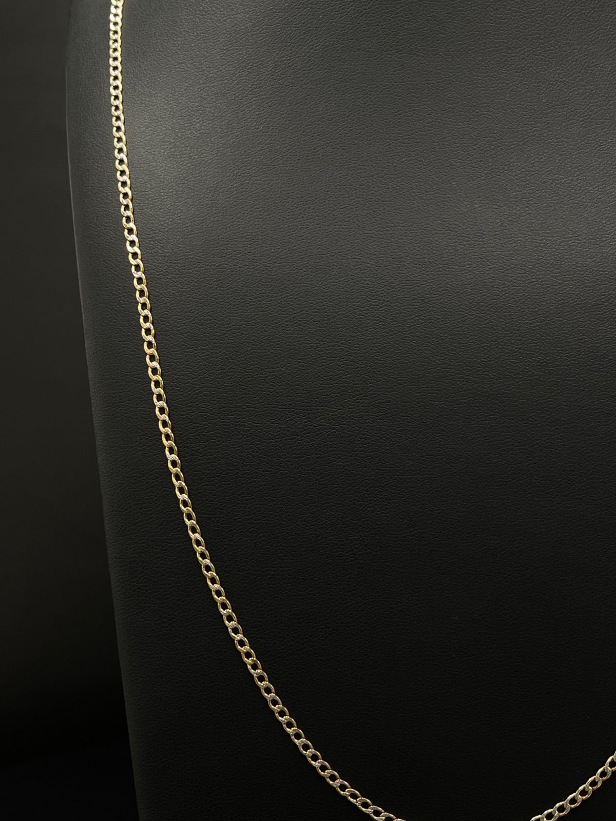 10K Gold Curb Chain 3.4g | DD Pawn Loans