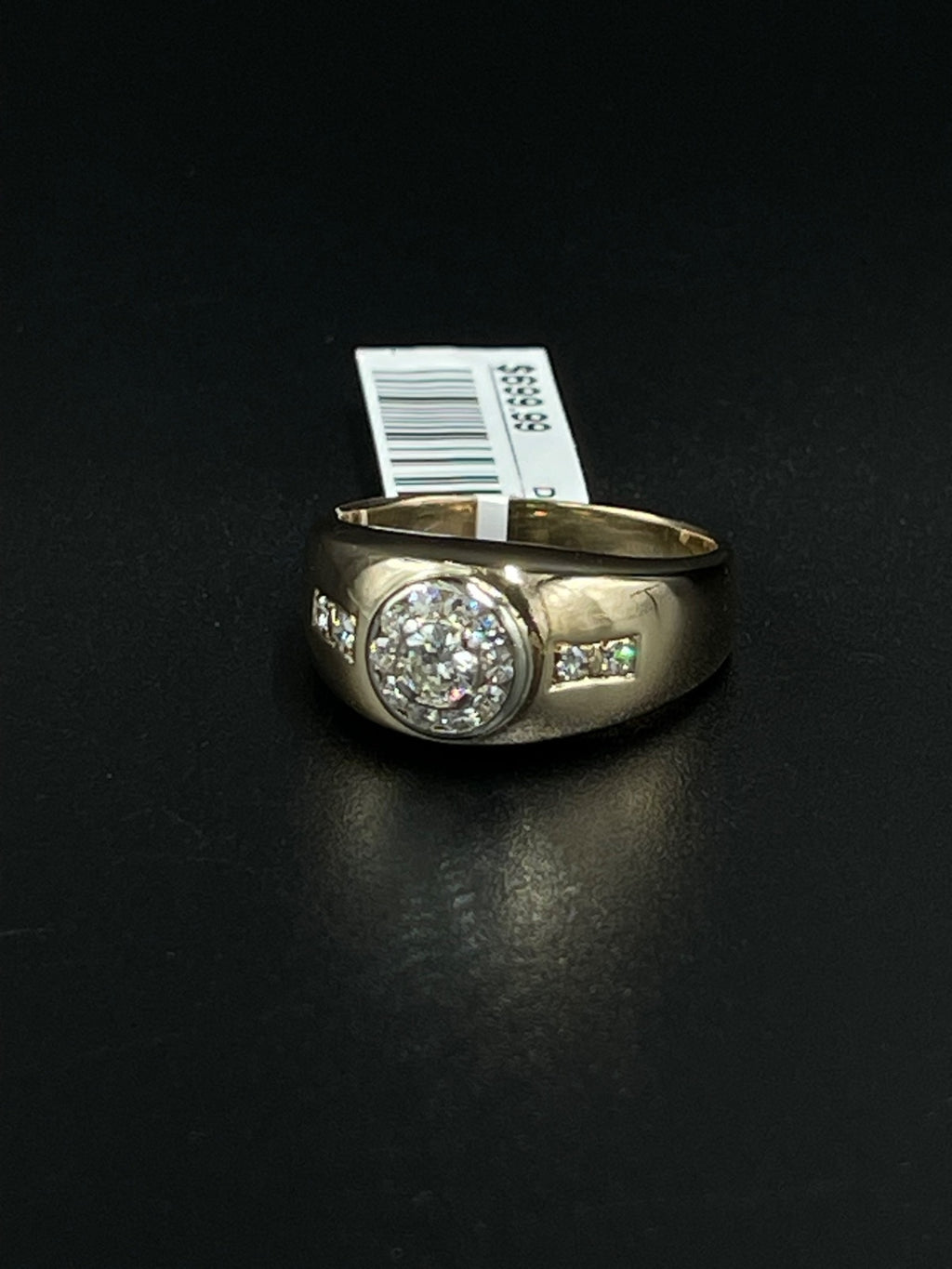 10K Gold Ring  
Size:10