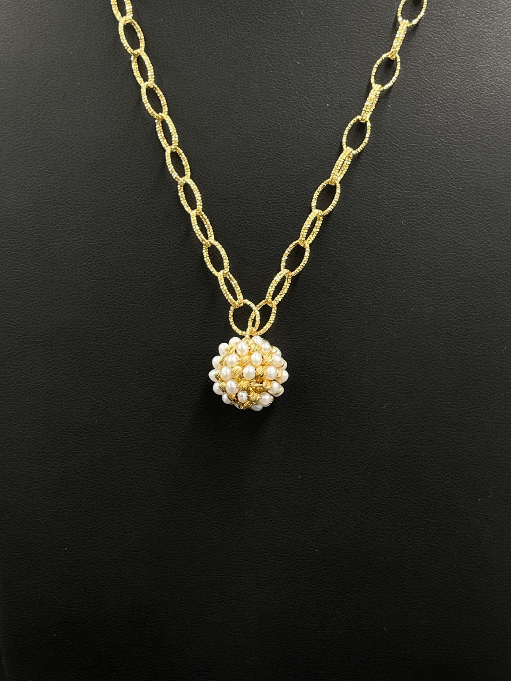 18K Gold Chain with Pearl Cluster Pendant 17" 12.5g