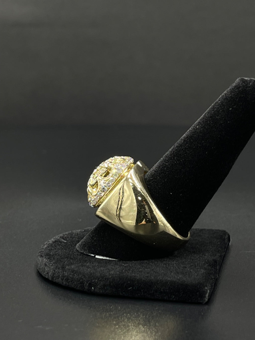 14K Gold Diamond Signet Ring – Size 11, 16.8g | DD Pawn Loans