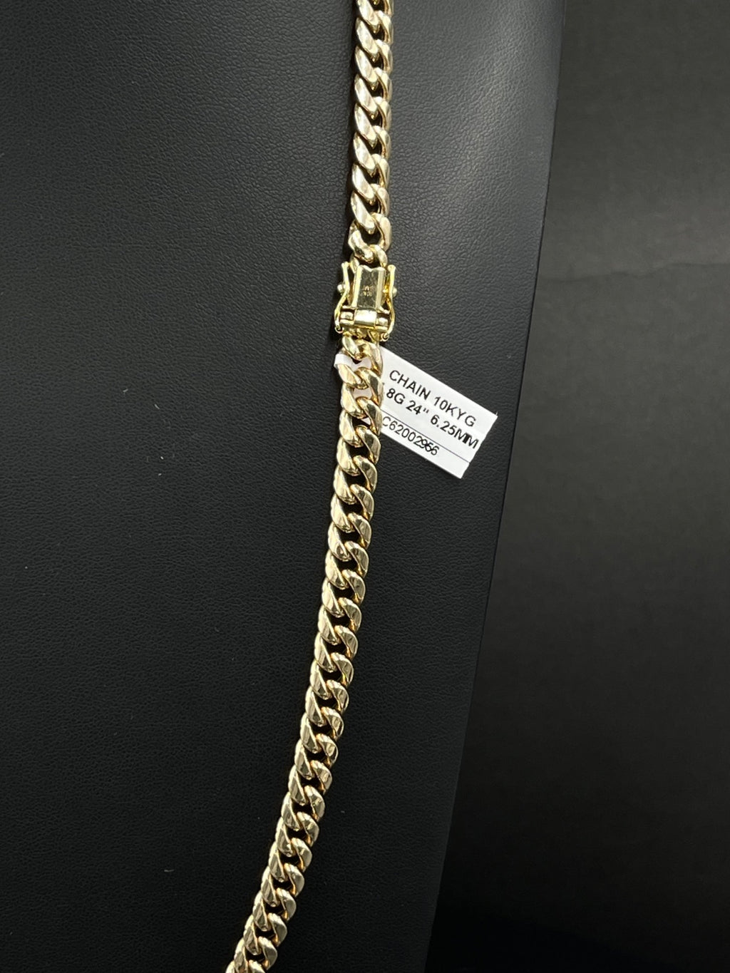 10K Gold Cuban Chain 
6.25mm
24in