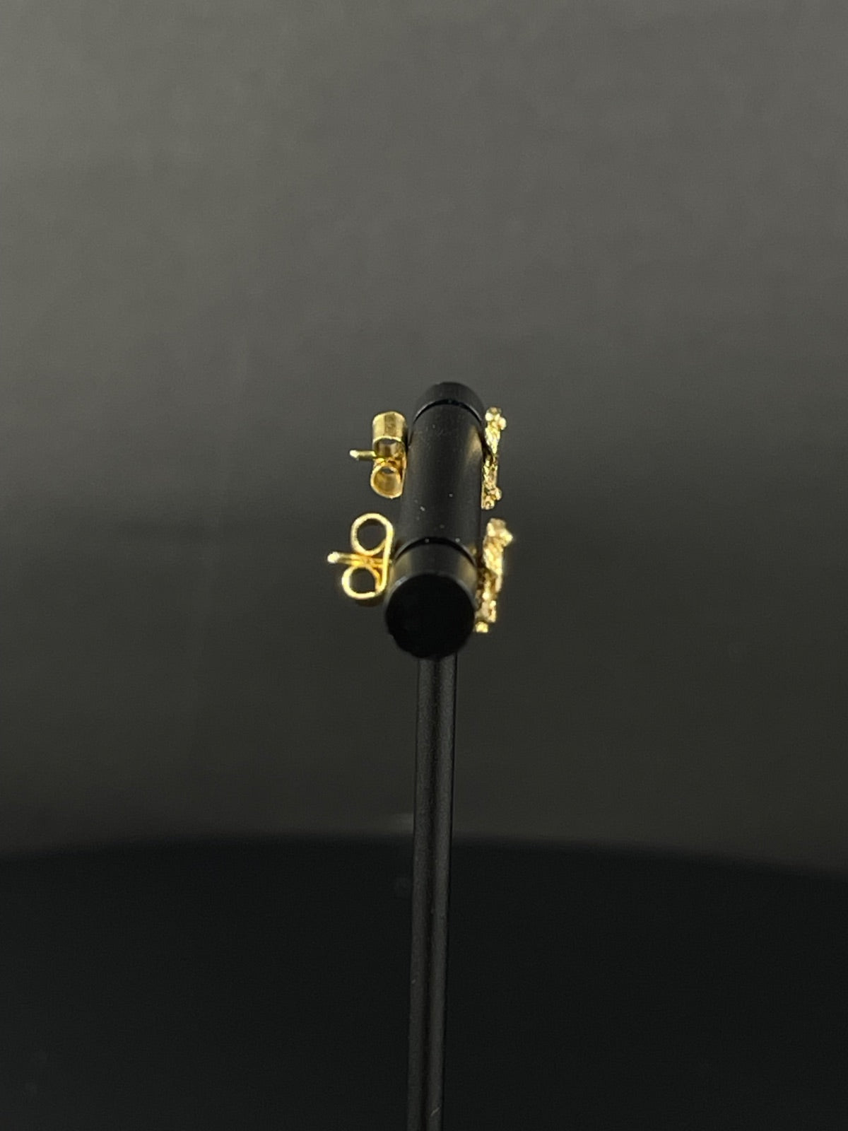 14K Gold Earrings 
5.6mm