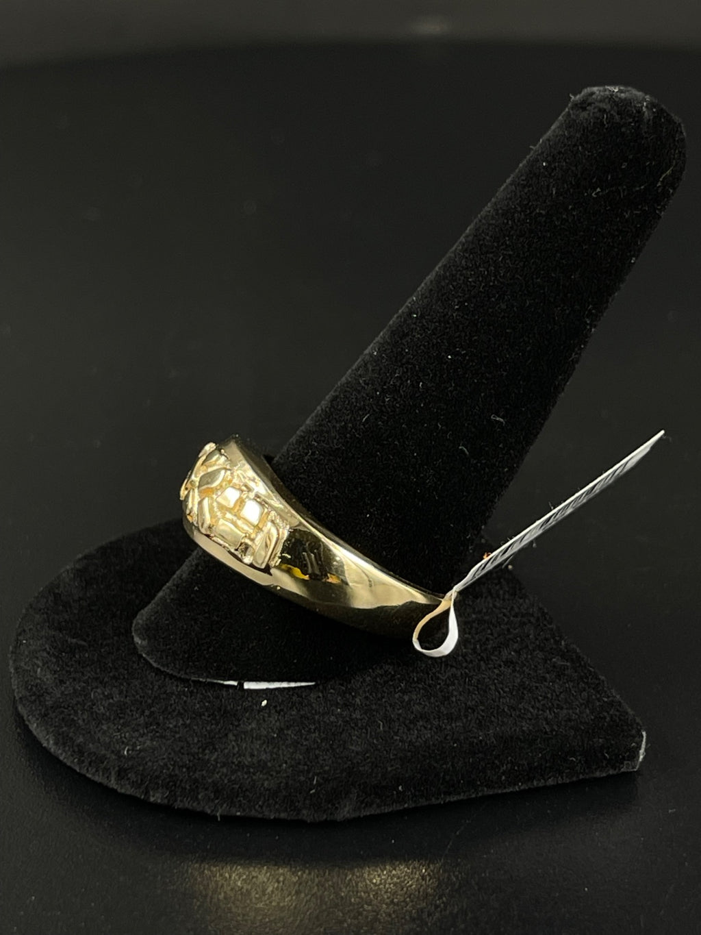 14K Gold Ring 
Size: 12