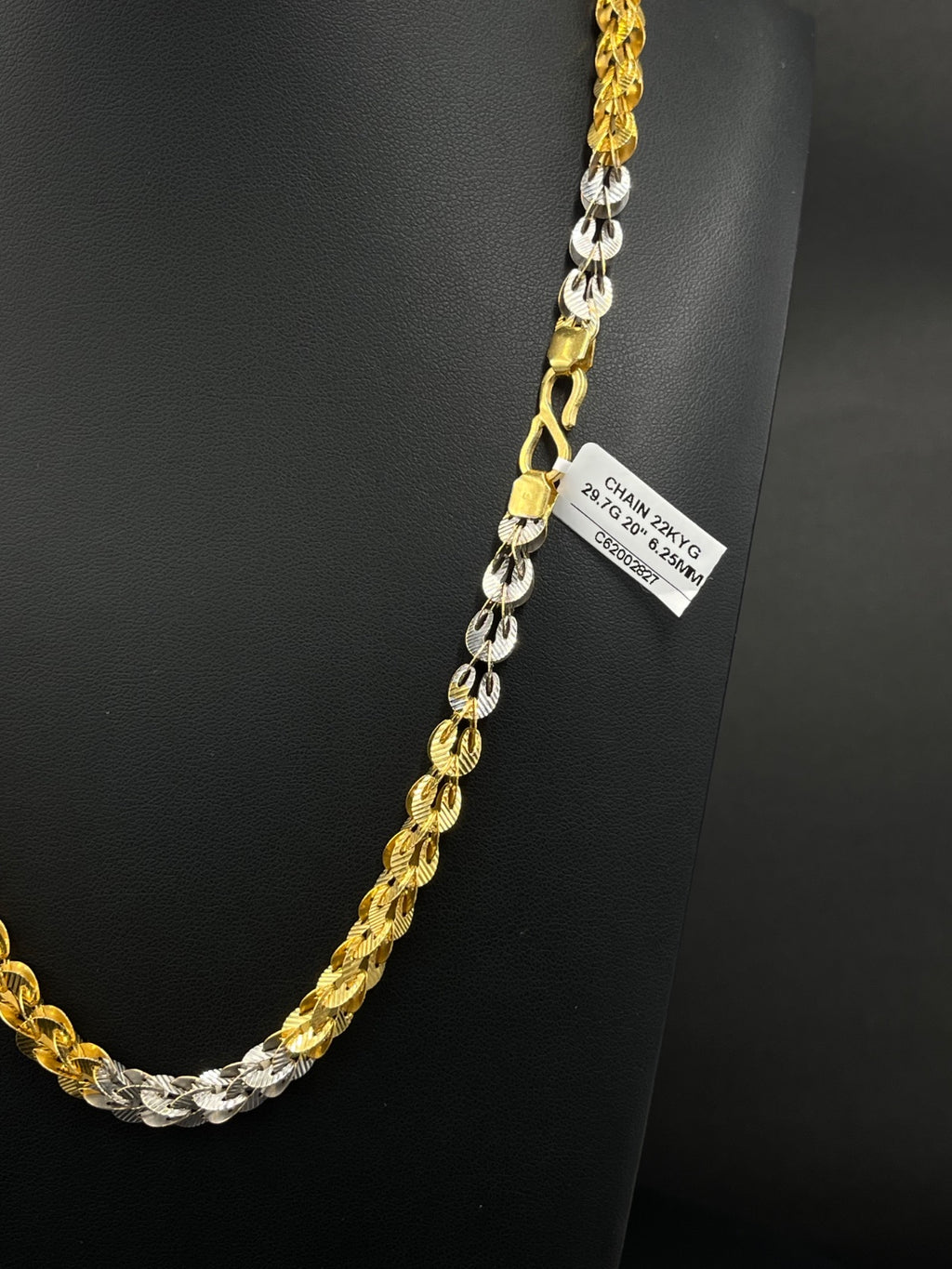 22K Gold Two-Tone Twisted Chain Necklace for Sale