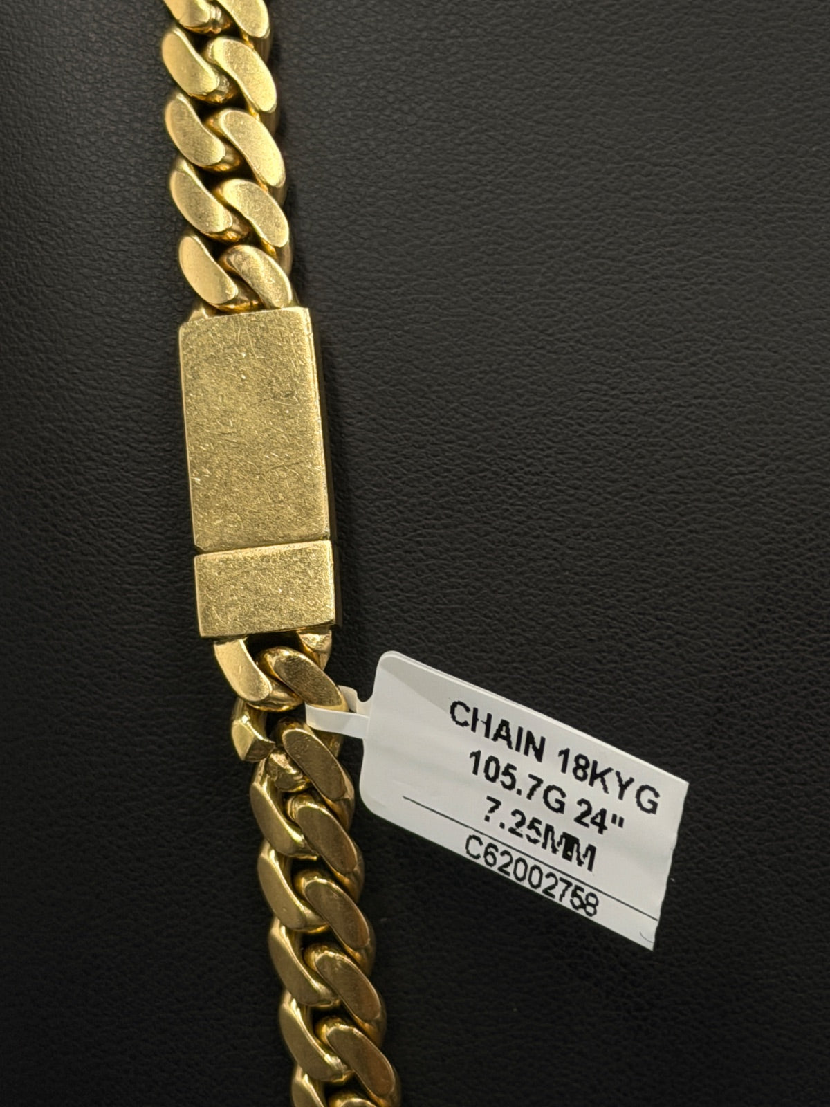 18K Gold Curb Chain Necklace 24 in 7.25mm