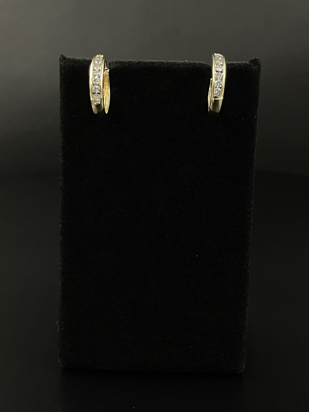 14K Gold Diamond Hoop Earrings 3.8g