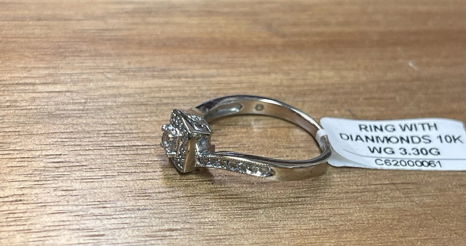 10K White Gold Diamond Wedding Ring – Sz 7 | DD Pawn Loans