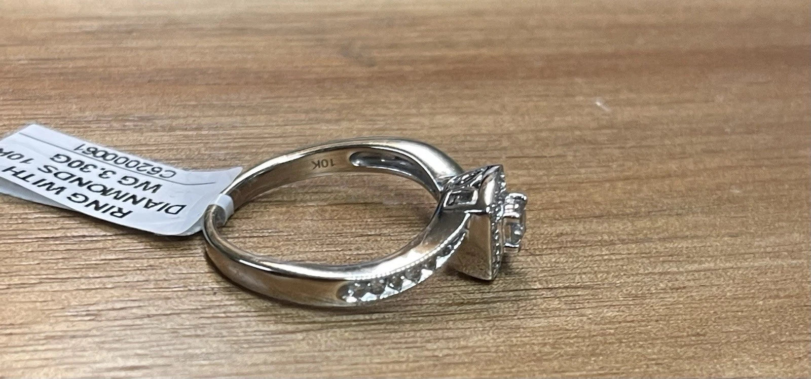 10K White Gold Diamond Wedding Ring – Sz 7 | DD Pawn Loans