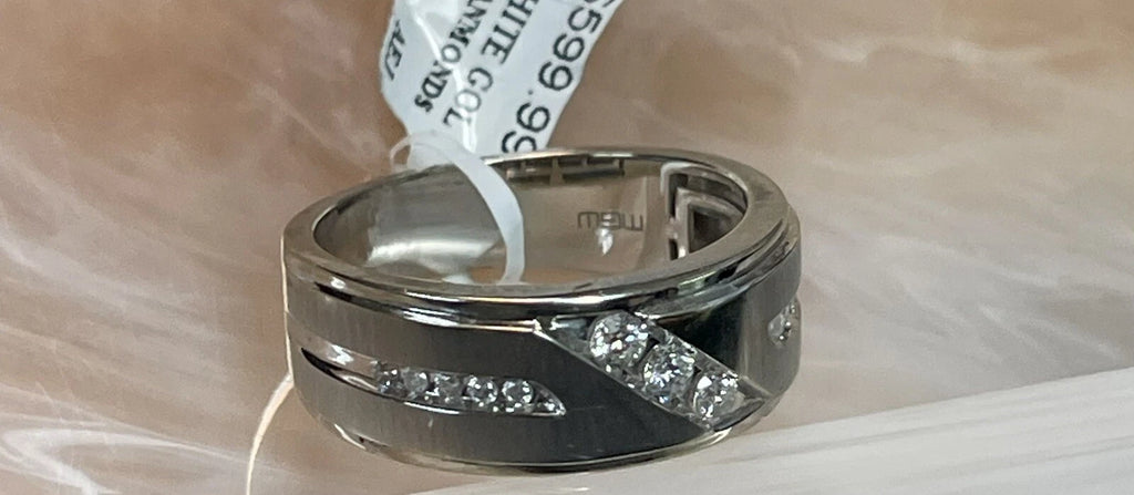 10K Gold Men's Diamond Ring – Sz 9.5, 4.1g | DD Pawn Loans