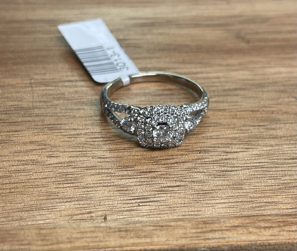 14K Two-Tone Diamond Cluster Ring Sz 9.5 | DD Pawn Loans