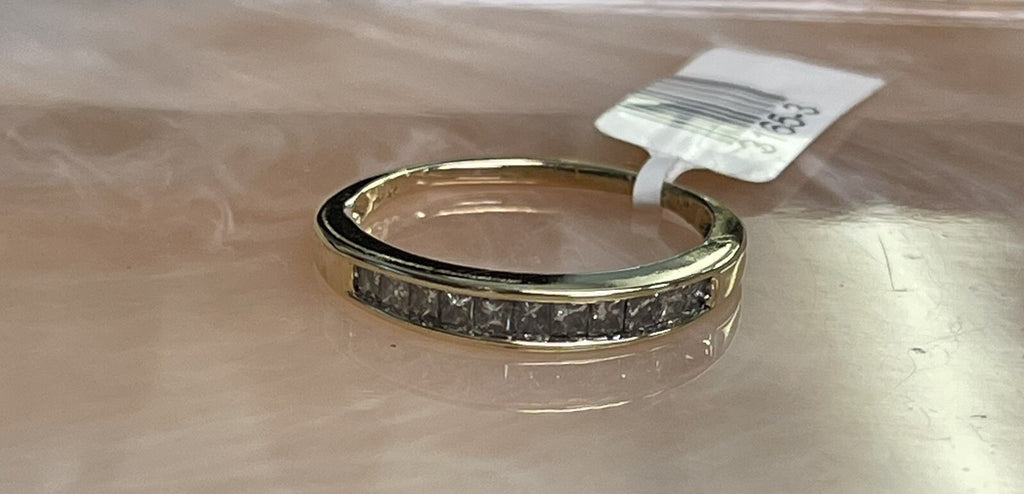 14K Yellow Gold Diamond Cluster