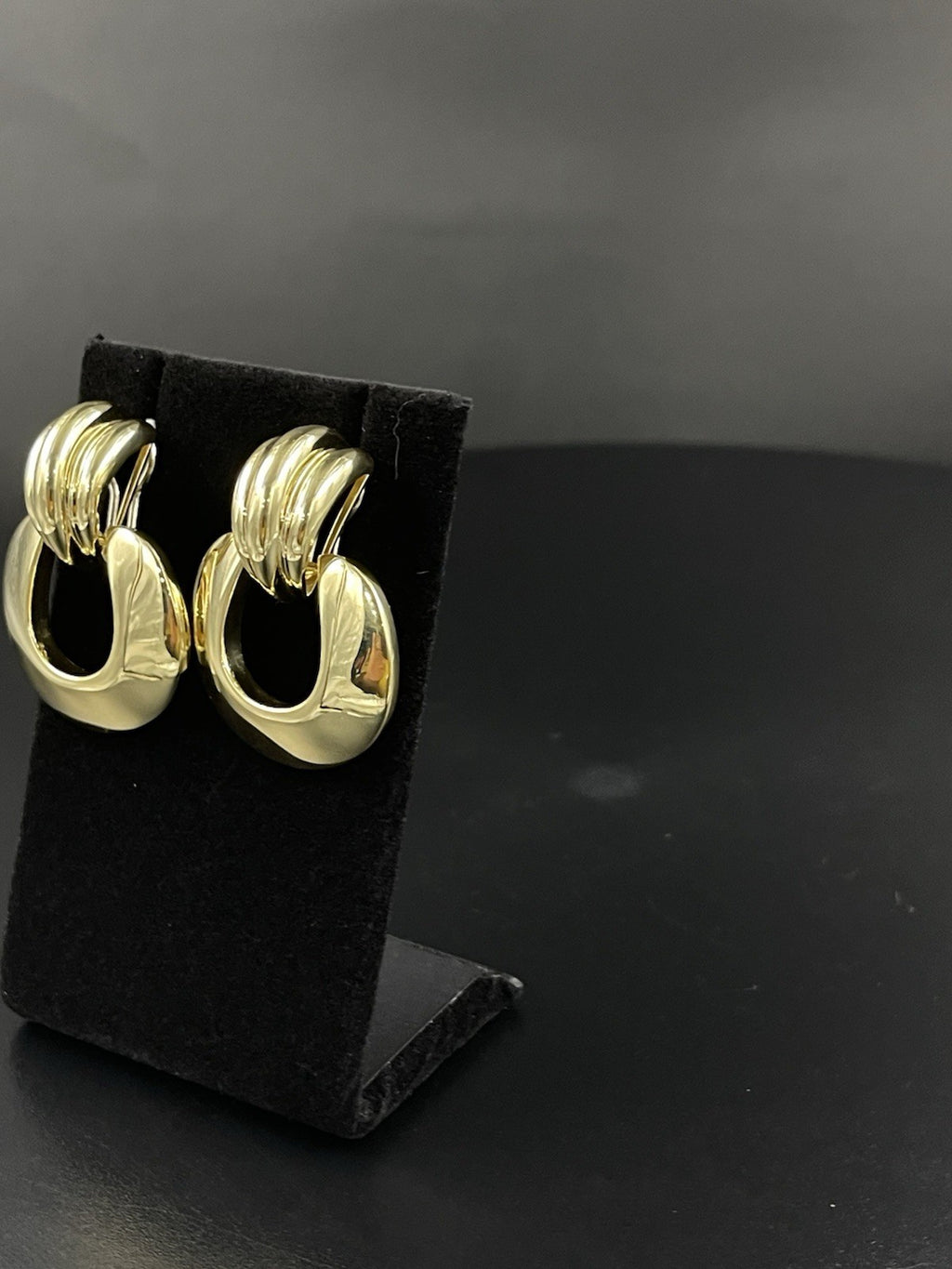 18K Gold Vintage Clip-On Earrings