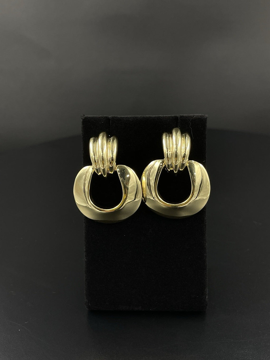 18K Gold Vintage Clip-On Earrings