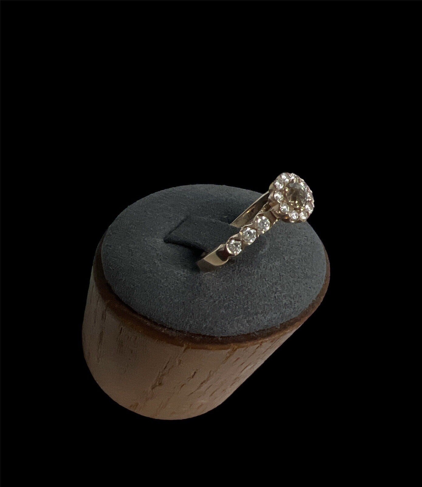14K Rose Gold Round Diamond