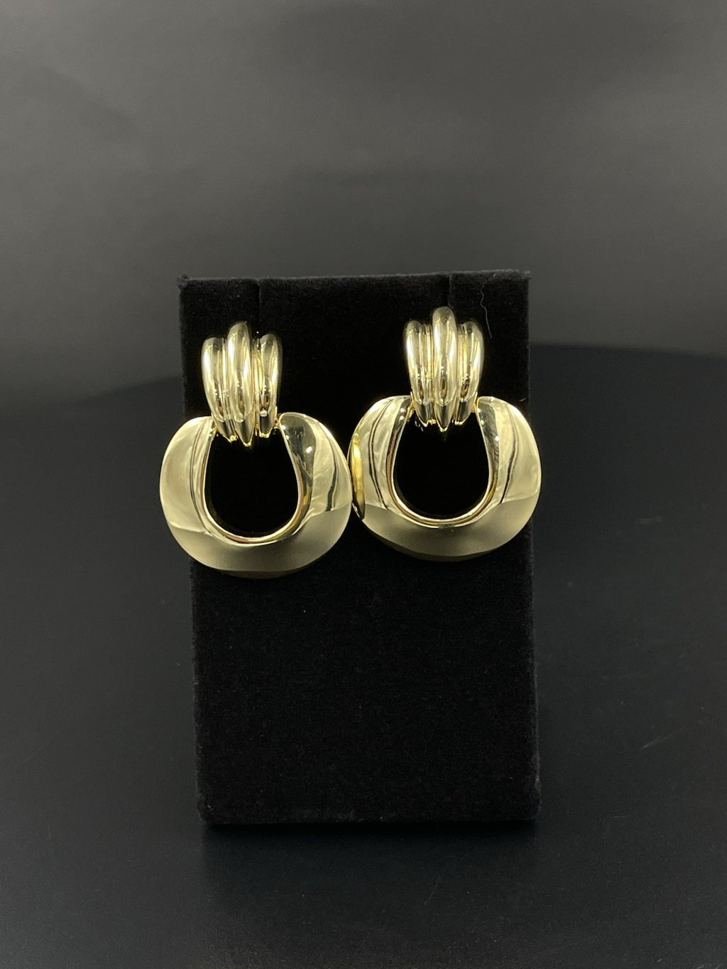 18K Gold Vintage Clip-On Earrings
