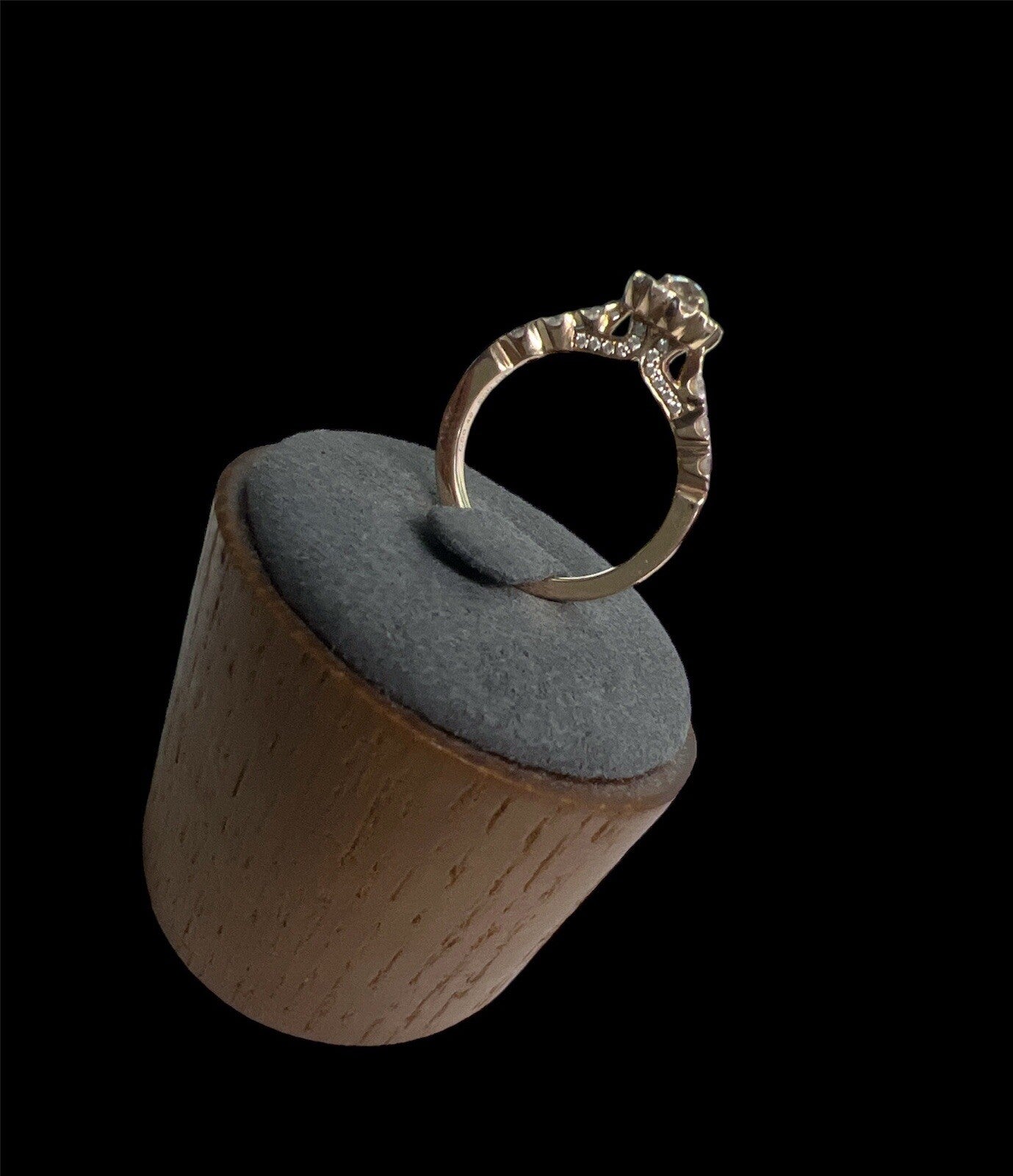 14K Rose Gold Round Diamond