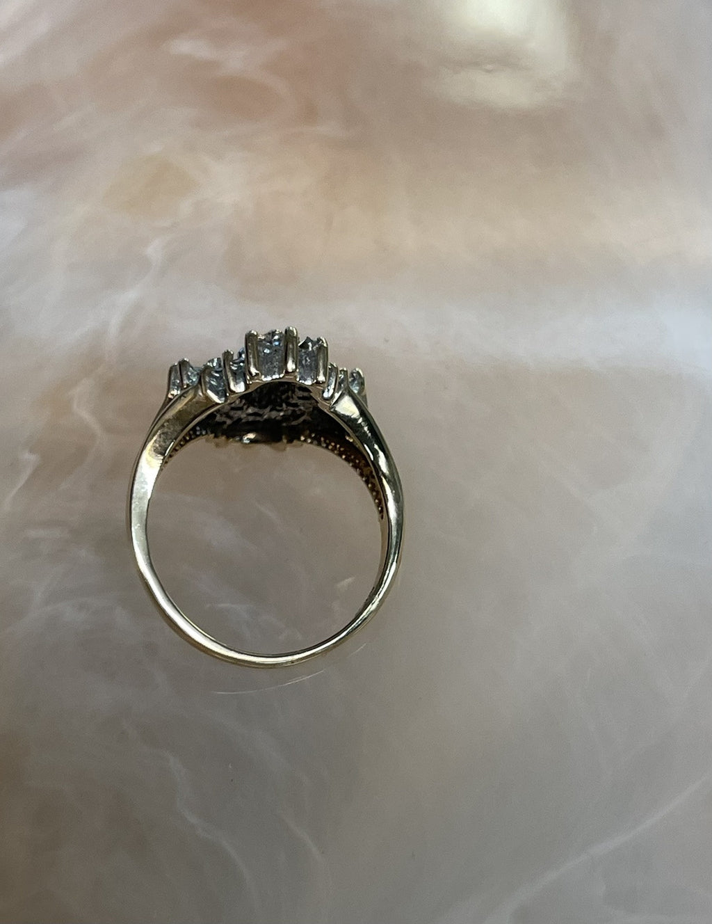 10K Gold Antique Flower Design