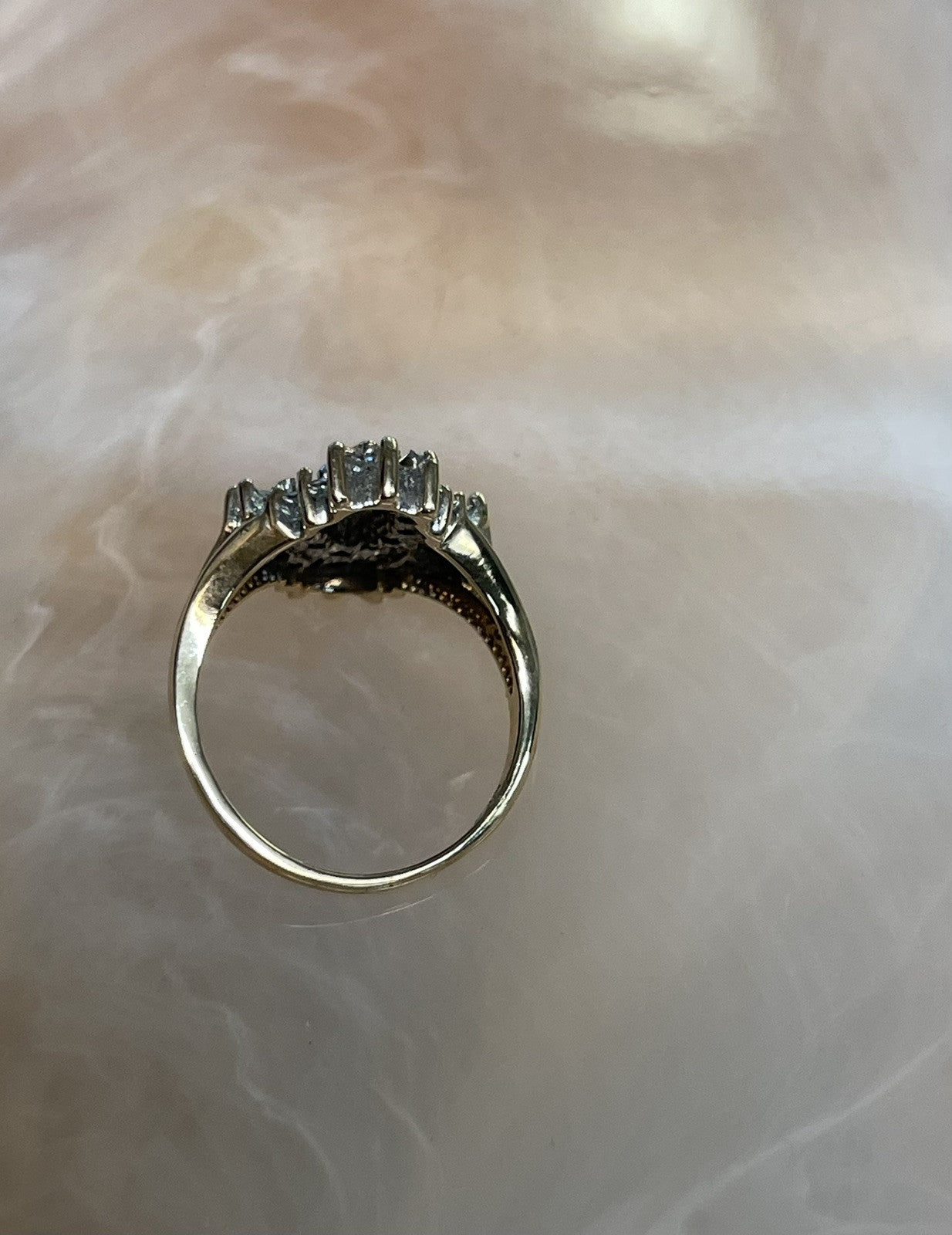 10K Gold Antique Flower Design