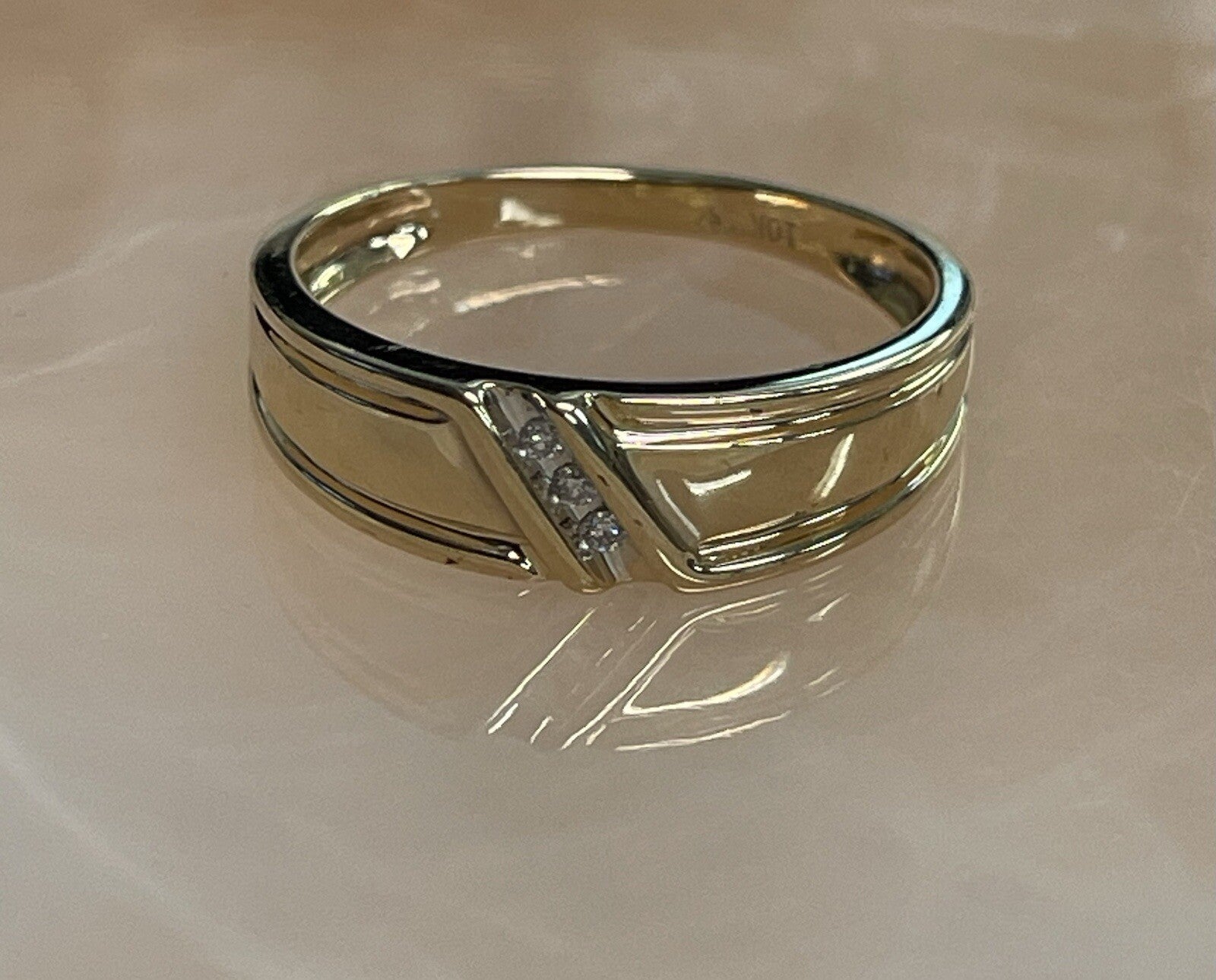 10K Yellow Gold Wedding Band