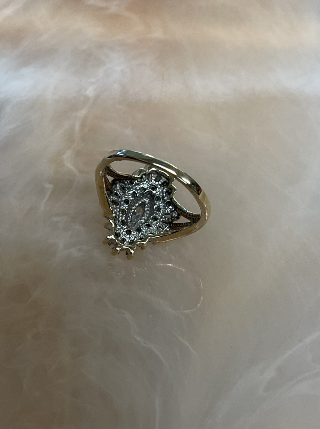 10K Gold Antique Flower Design