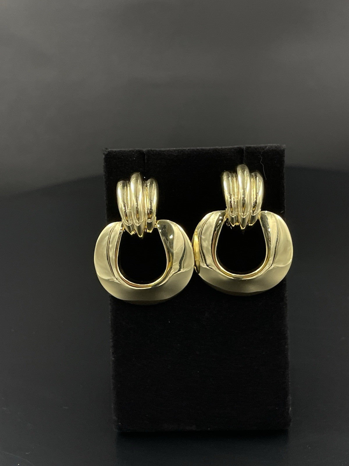 18K Gold Vintage Clip-On Earrings