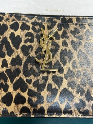 Saint Laurent Leopard Printed Calfskin Leather Small Pouch – photo 6